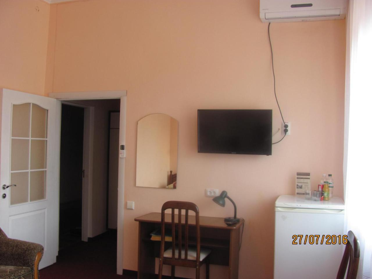 Hotel Vinnytsia Sawoy Екстериор снимка