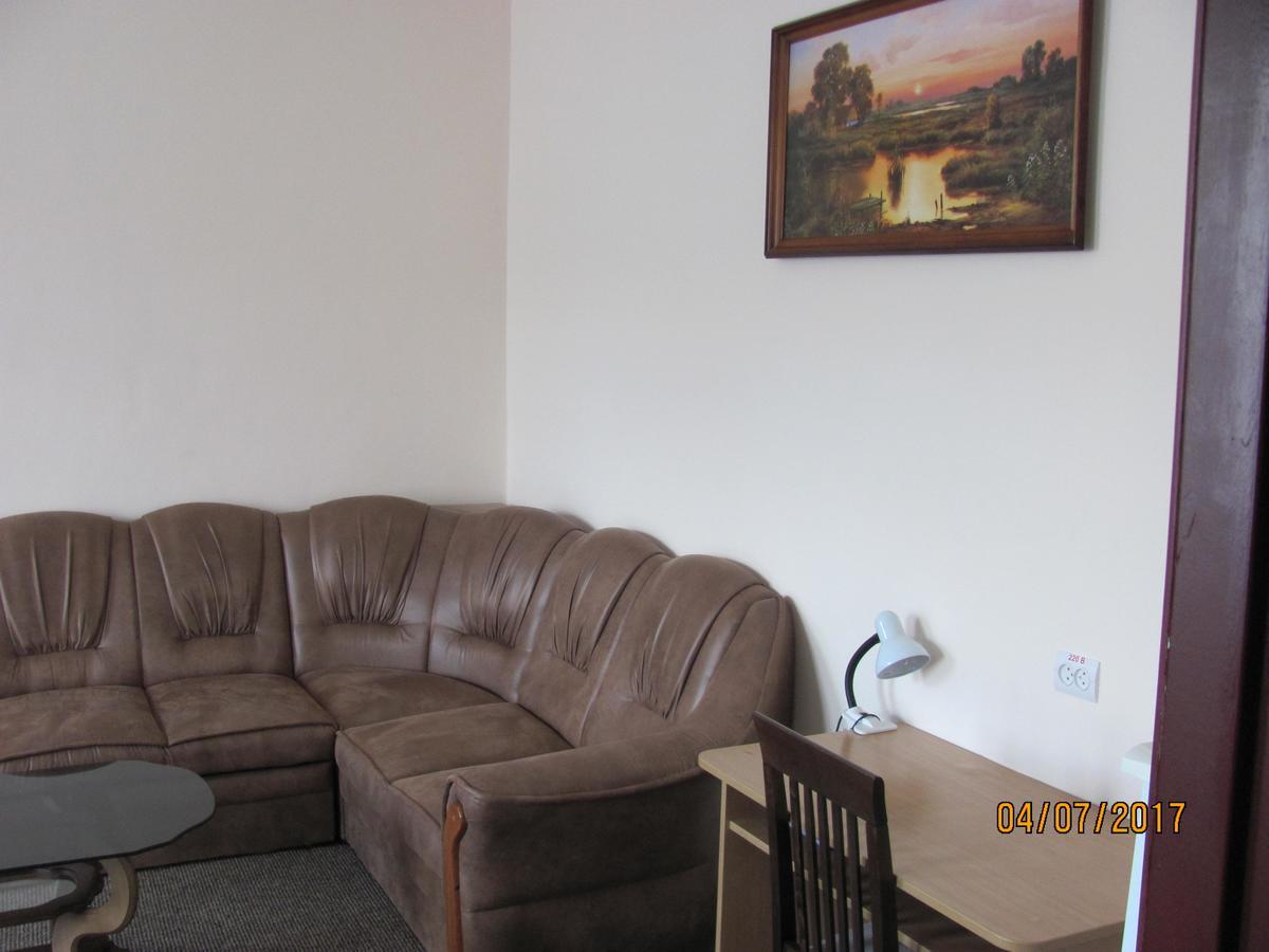 Hotel Vinnytsia Sawoy Екстериор снимка