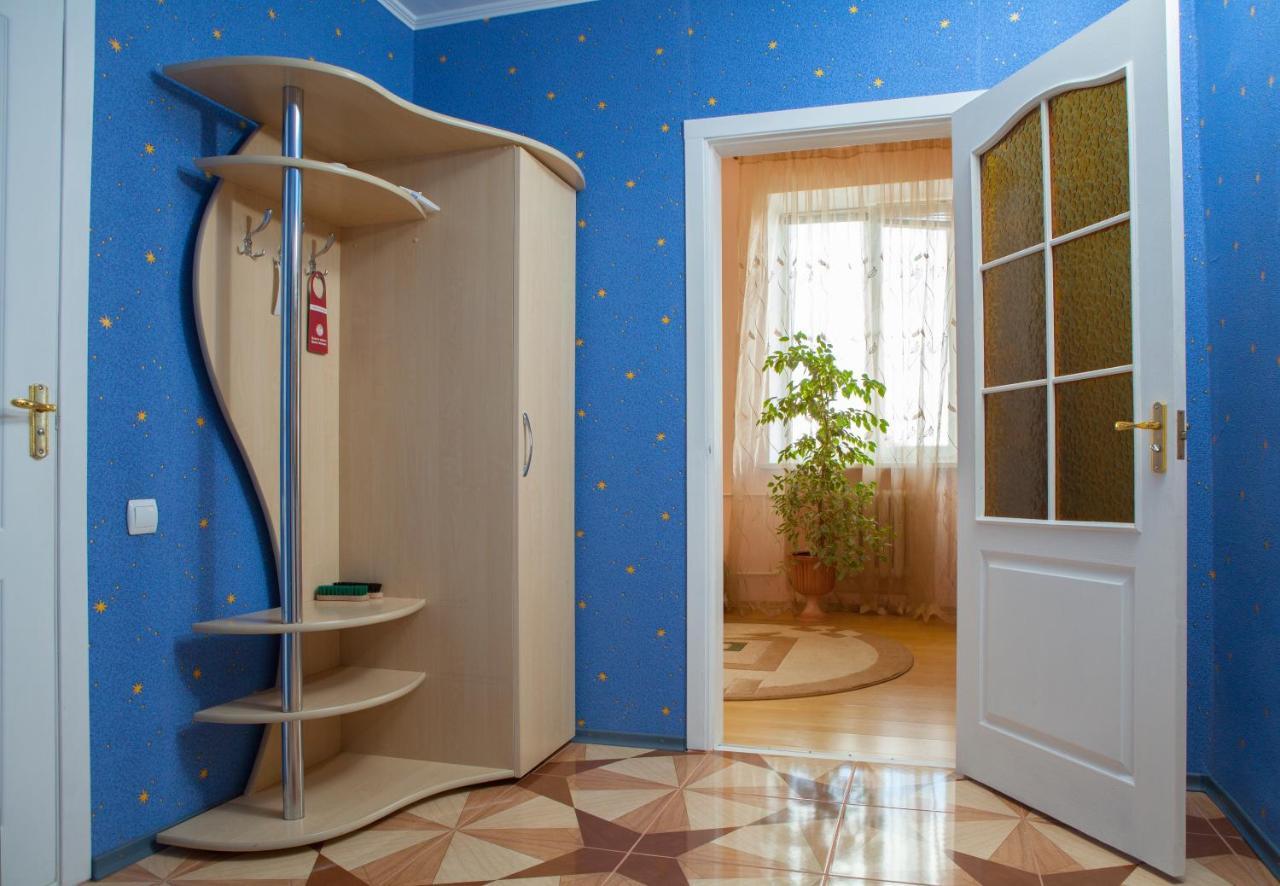 Hotel Vinnytsia Sawoy Стая снимка